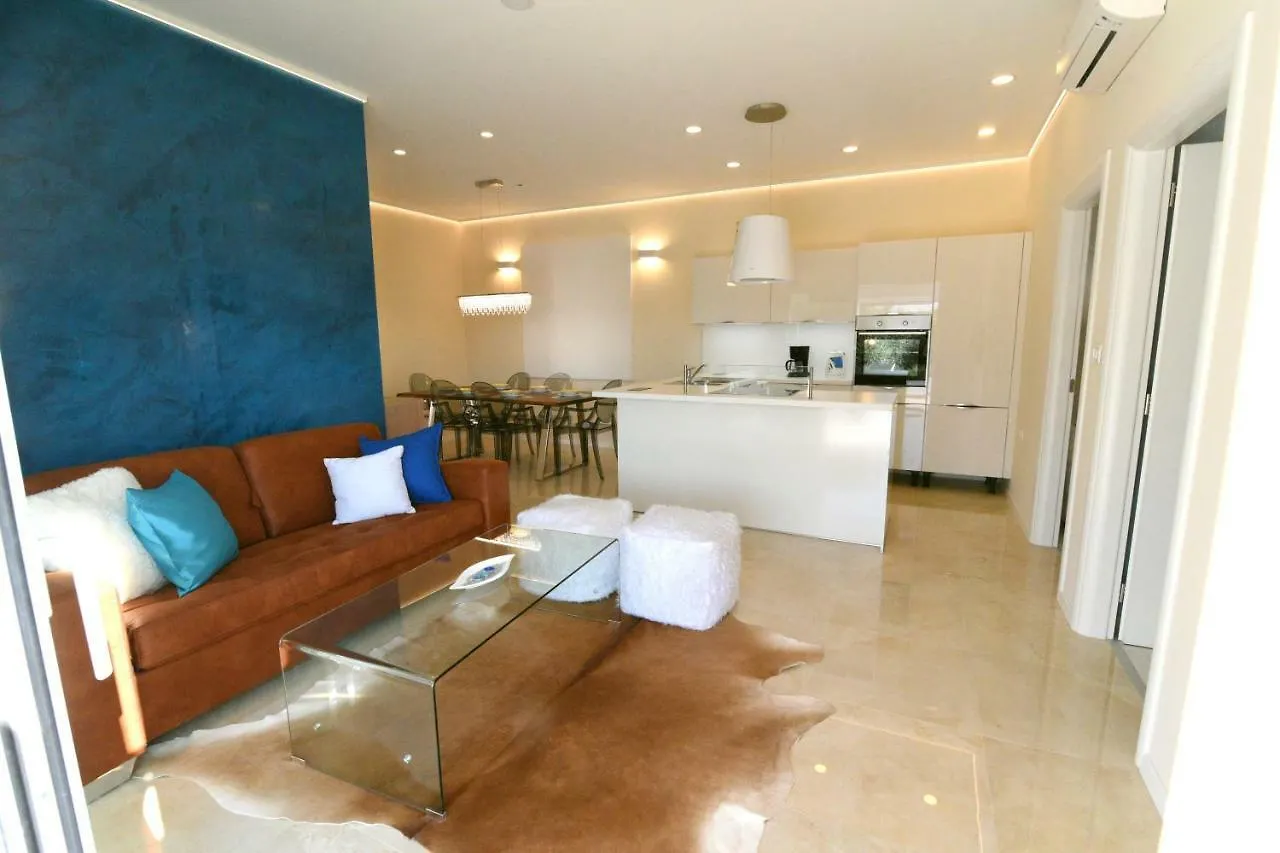 Holiday Home Villa Maggie Pula 0*,