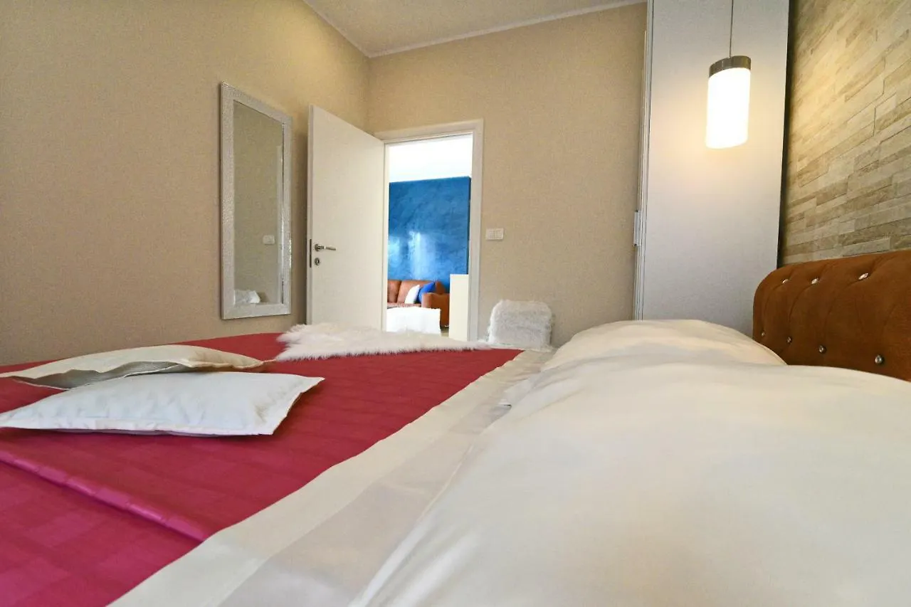 Holiday Home Villa Maggie Pula Croatia