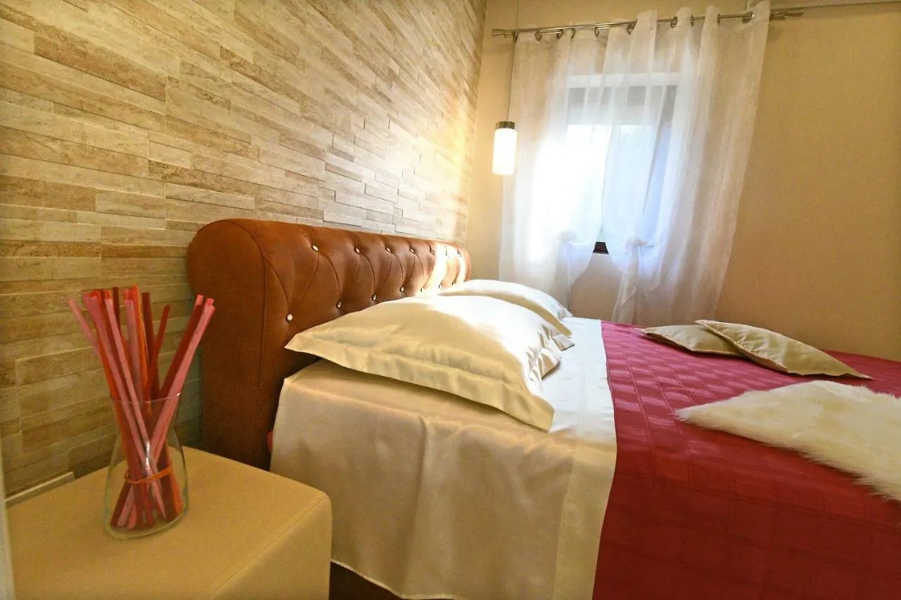 Holiday Home Villa Maggie Pula