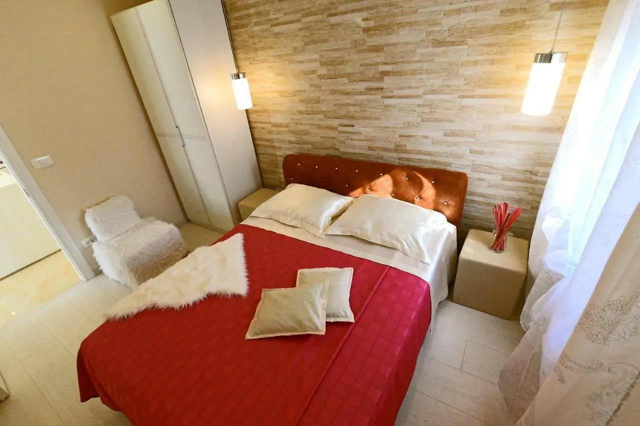 Holiday Home Villa Maggie Pula